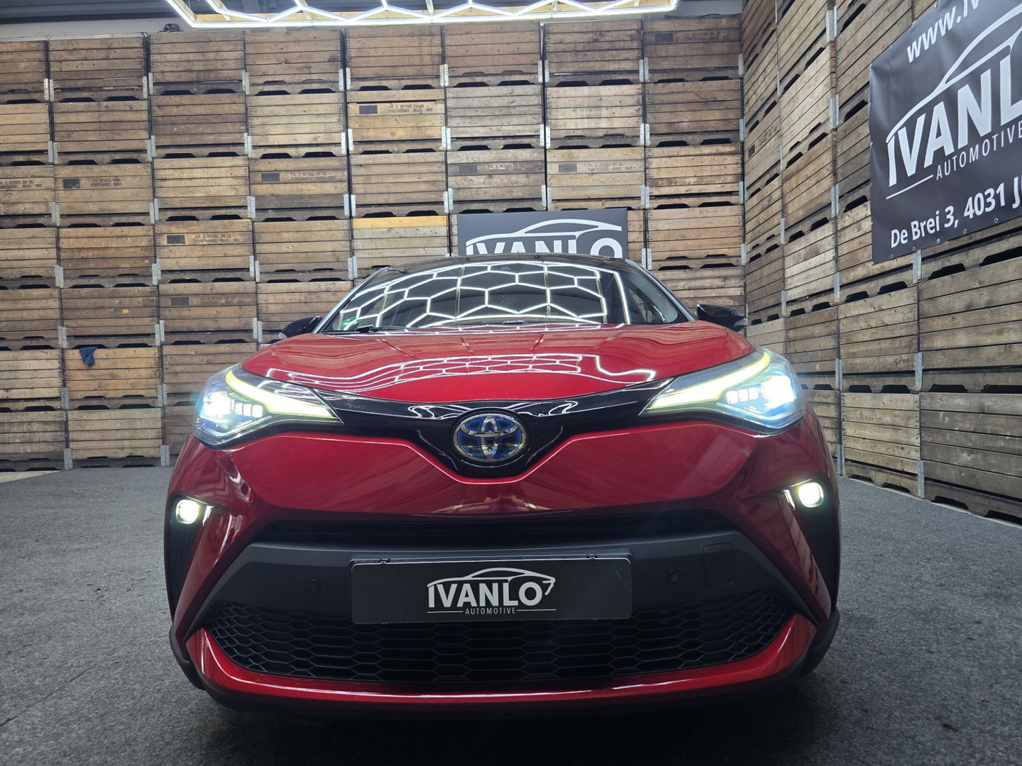 Toyota C-HR 2.0 Hybrid First Edition LEDER Camera Navi PDC Clima 18"LM
