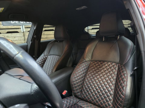 Toyota C-HR 2.0 Hybrid First Edition LEDER Camera Navi PDC Clima 18"LM