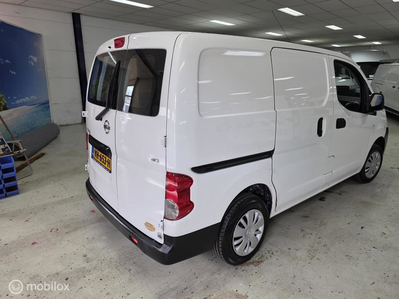 Nissan NV200