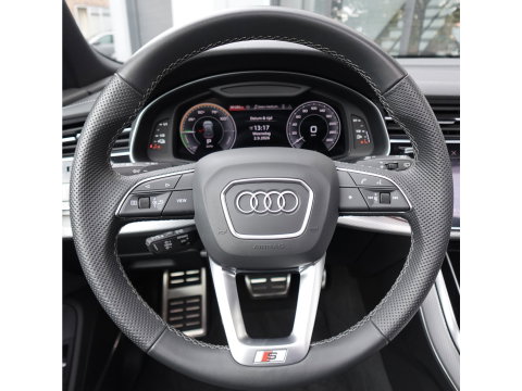 Audi Q8 55 TFSI e quattro Pro Line PANO 360 CAM MAXTON VOL