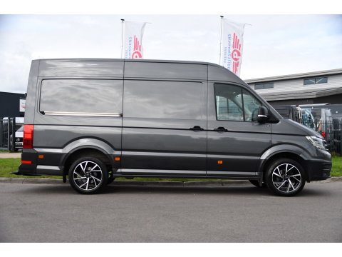 Volkswagen Crafter 35 2.0 TDI L3H3 PB Edition MARGE! Adaptieve Cruise, Camera, Carplay, 2 x Schuifdeur, Multimedia, LED, 177pk, Automaat, Stoelverwarming, Trekhaak, Uniek!