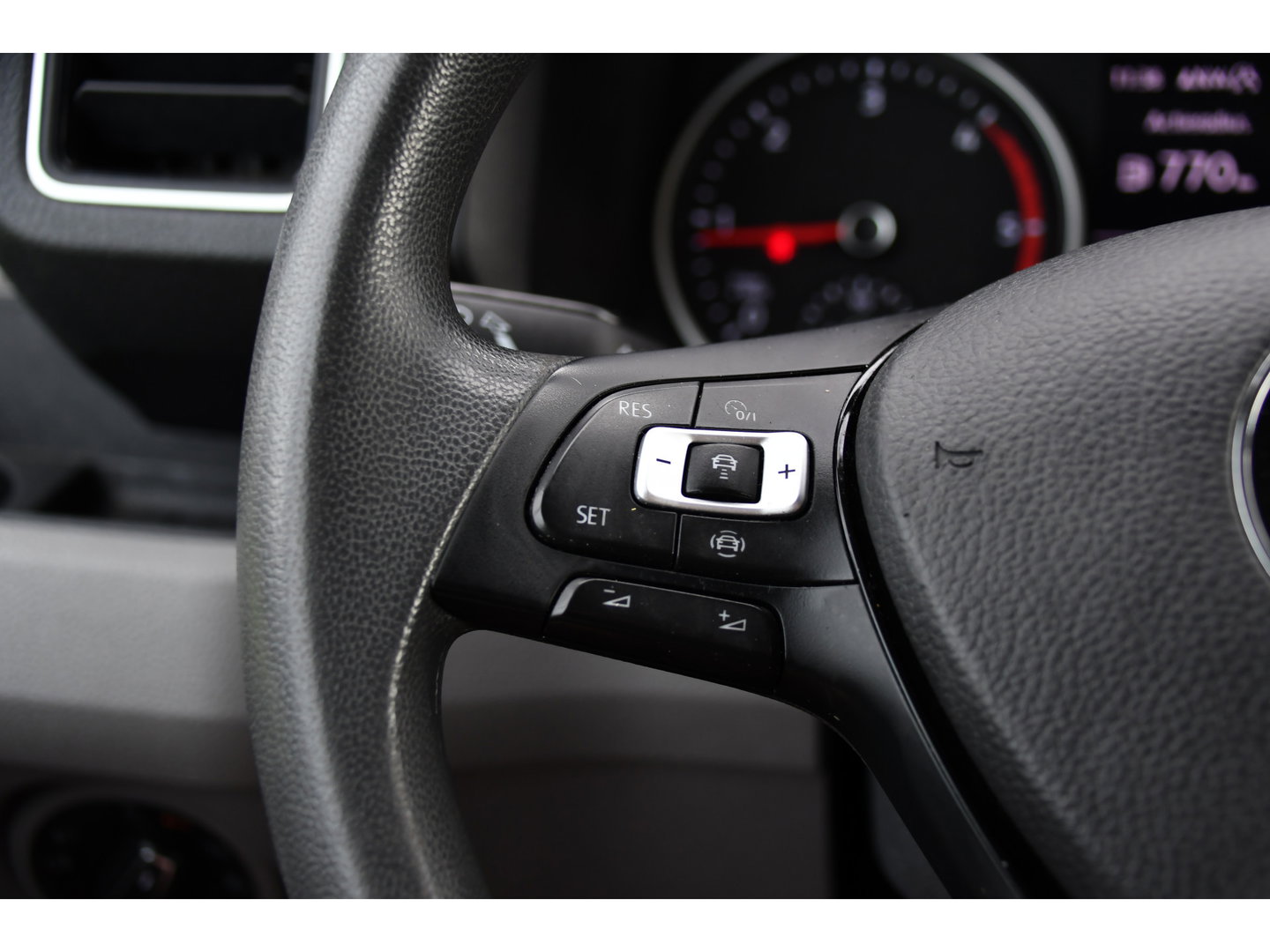 Volkswagen Crafter 35 2.0 TDI L3H3 PB Edition MARGE! Adaptieve Cruise, Camera, Carplay, 2 x Schuifdeur, Multimedia, LED, 177pk, Automaat, Stoelverwarming, Trekhaak, Uniek!