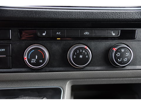 Volkswagen Crafter 35 2.0 TDI L3H3 PB Edition MARGE! Adaptieve Cruise, Camera, Carplay, 2 x Schuifdeur, Multimedia, LED, 177pk, Automaat, Stoelverwarming, Trekhaak, Uniek!