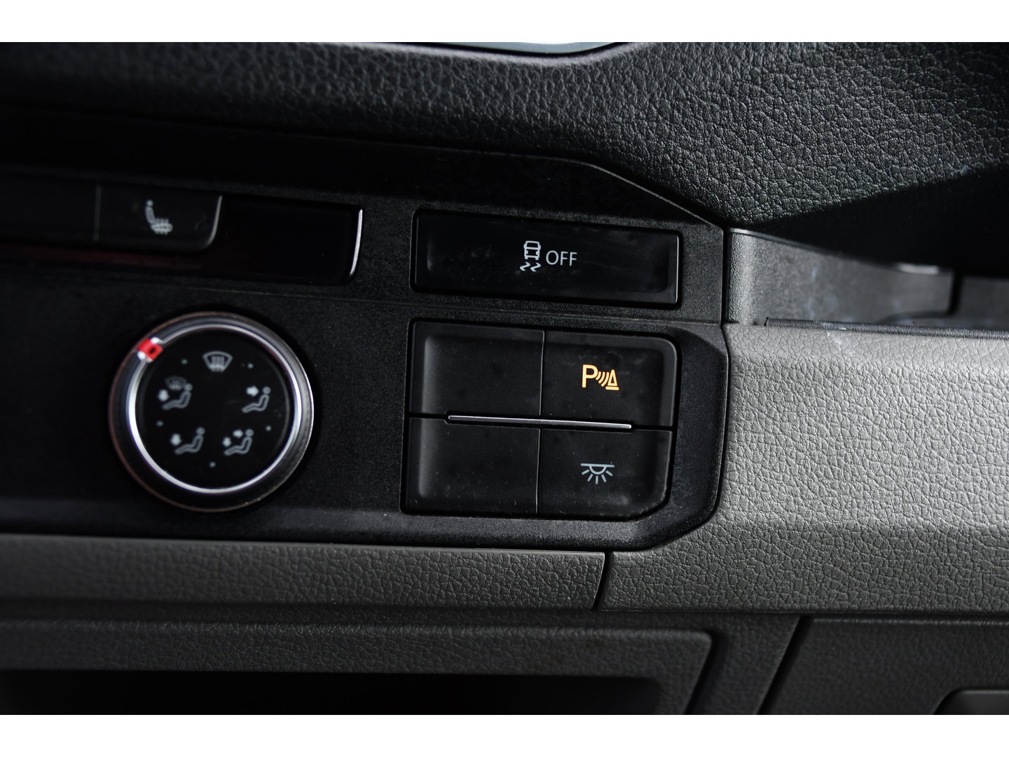 Volkswagen Crafter 35 2.0 TDI L3H3 PB Edition MARGE! Adaptieve Cruise, Camera, Carplay, 2 x Schuifdeur, Multimedia, LED, 177pk, Automaat, Stoelverwarming, Trekhaak, Uniek!