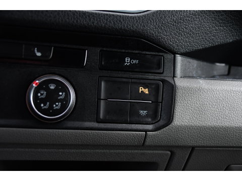 Volkswagen Crafter 35 2.0 TDI L3H3 PB Edition MARGE! Adaptieve Cruise, Camera, Carplay, 2 x Schuifdeur, Multimedia, LED, 177pk, Automaat, Stoelverwarming, Trekhaak, Uniek!