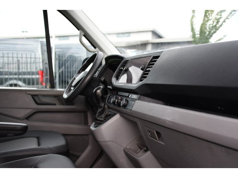 Volkswagen Crafter 35 2.0 TDI L3H3 PB Edition MARGE! Adaptieve Cruise, Camera, Carplay, 2 x Schuifdeur, Multimedia, LED, 177pk, Automaat, Stoelverwarming, Trekhaak, Uniek!
