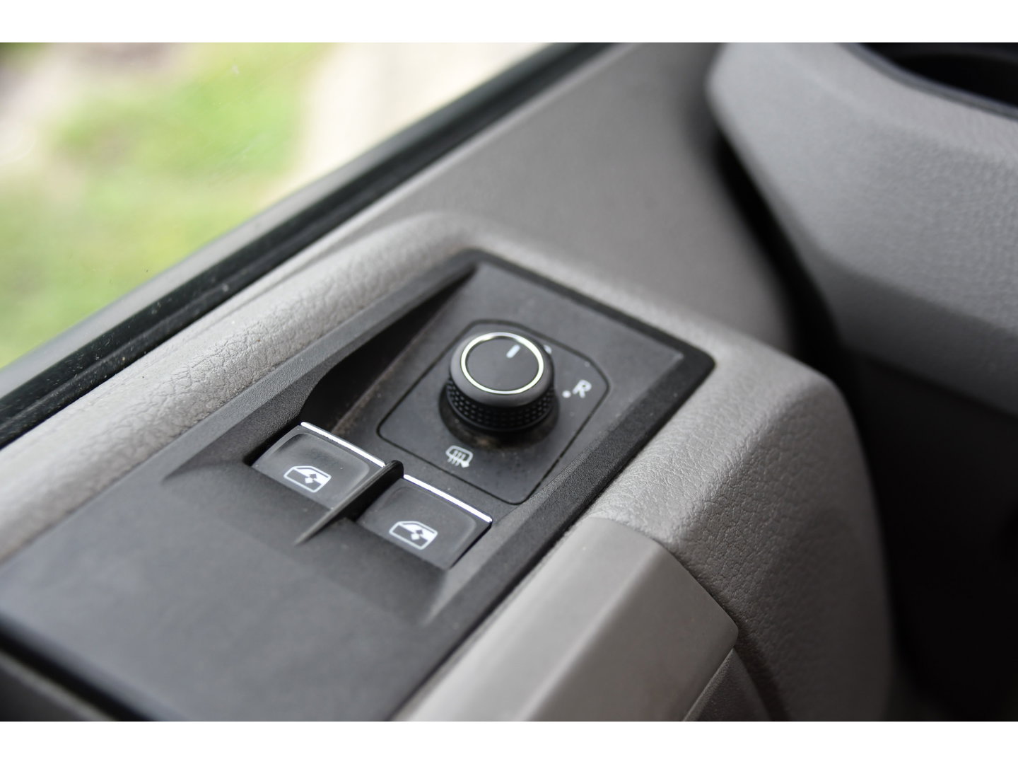 Volkswagen Crafter 35 2.0 TDI L3H3 PB Edition MARGE! Adaptieve Cruise, Camera, Carplay, 2 x Schuifdeur, Multimedia, LED, 177pk, Automaat, Stoelverwarming, Trekhaak, Uniek!