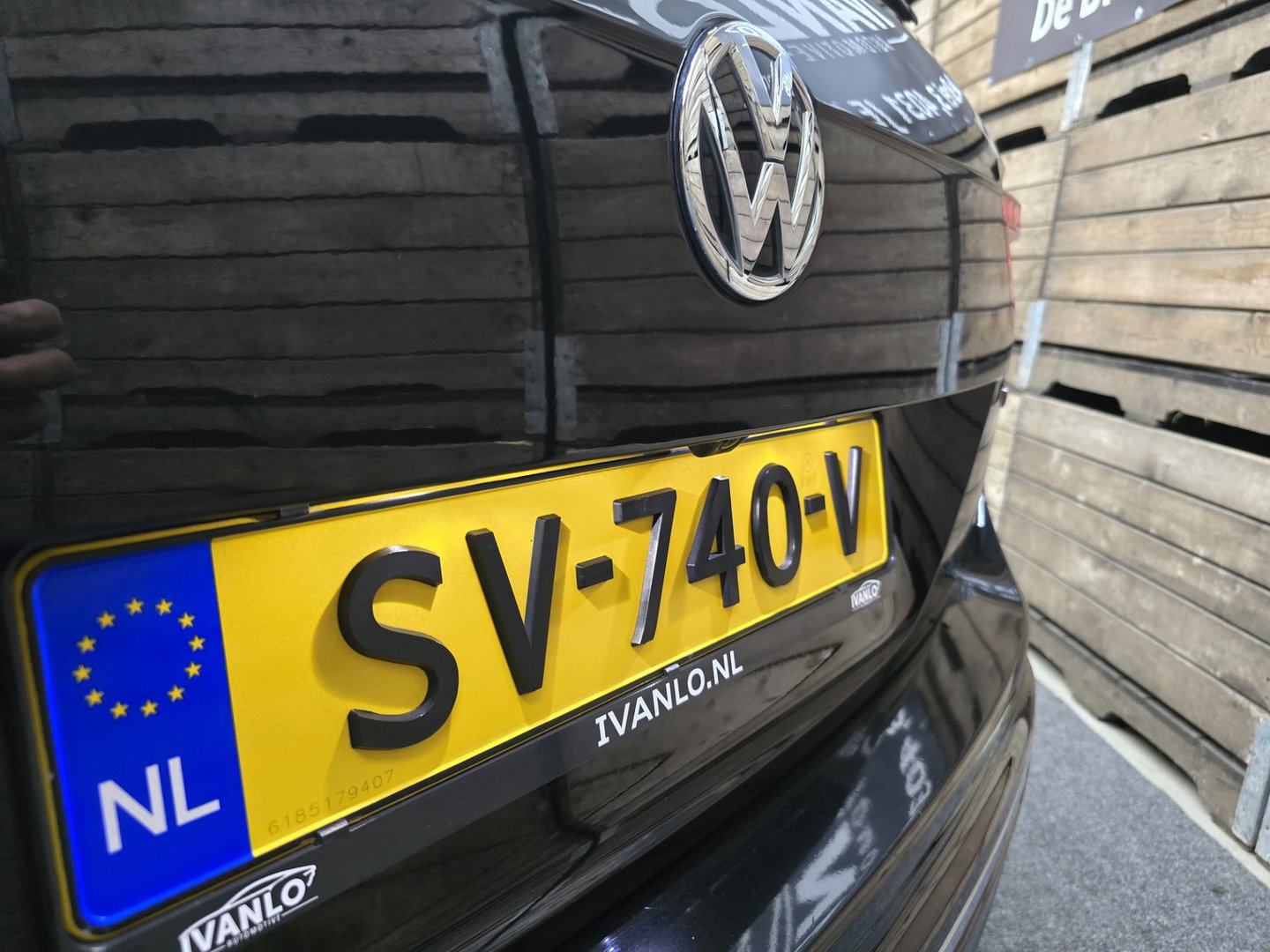 Volkswagen Tiguan 1.4 TSI 4Motion Highline Business R Pano Camera VCP Carplay 19"LM