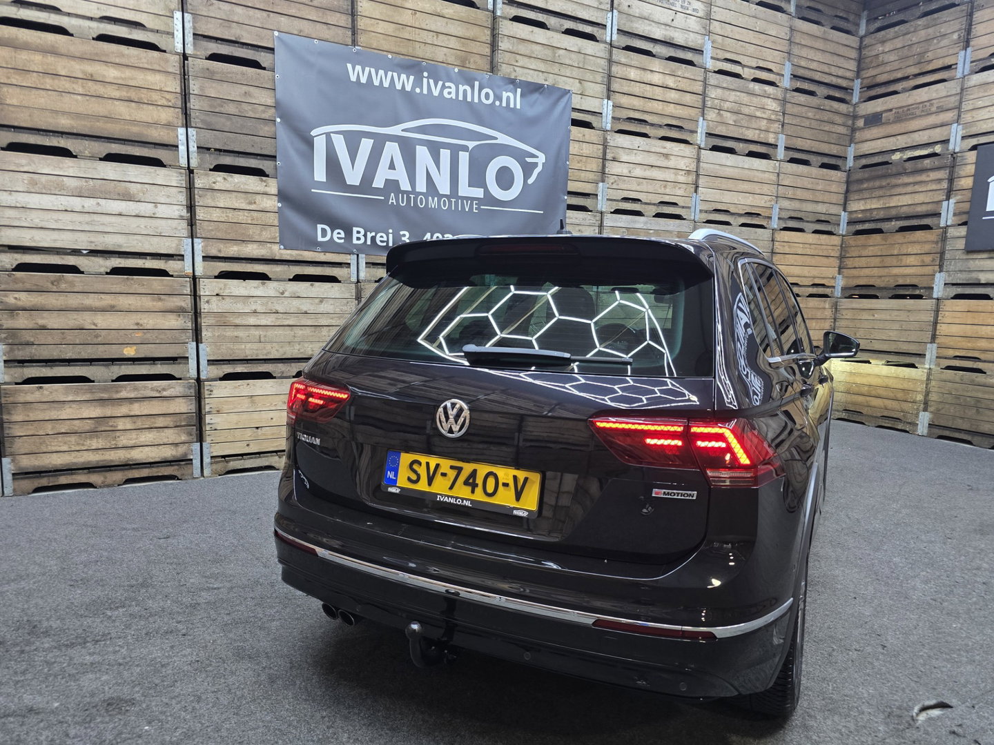 Volkswagen Tiguan 1.4 TSI 4Motion Highline Business R Pano Camera VCP Carplay 19"LM