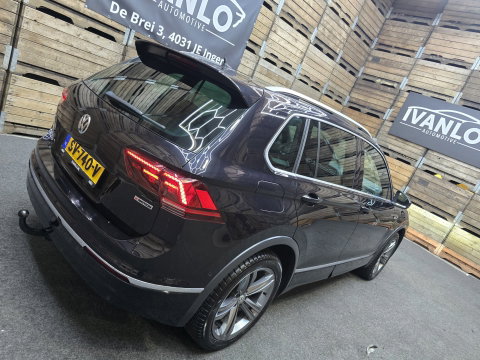 Volkswagen Tiguan 1.4 TSI 4Motion Highline Business R Pano Camera VCP Carplay 19"LM