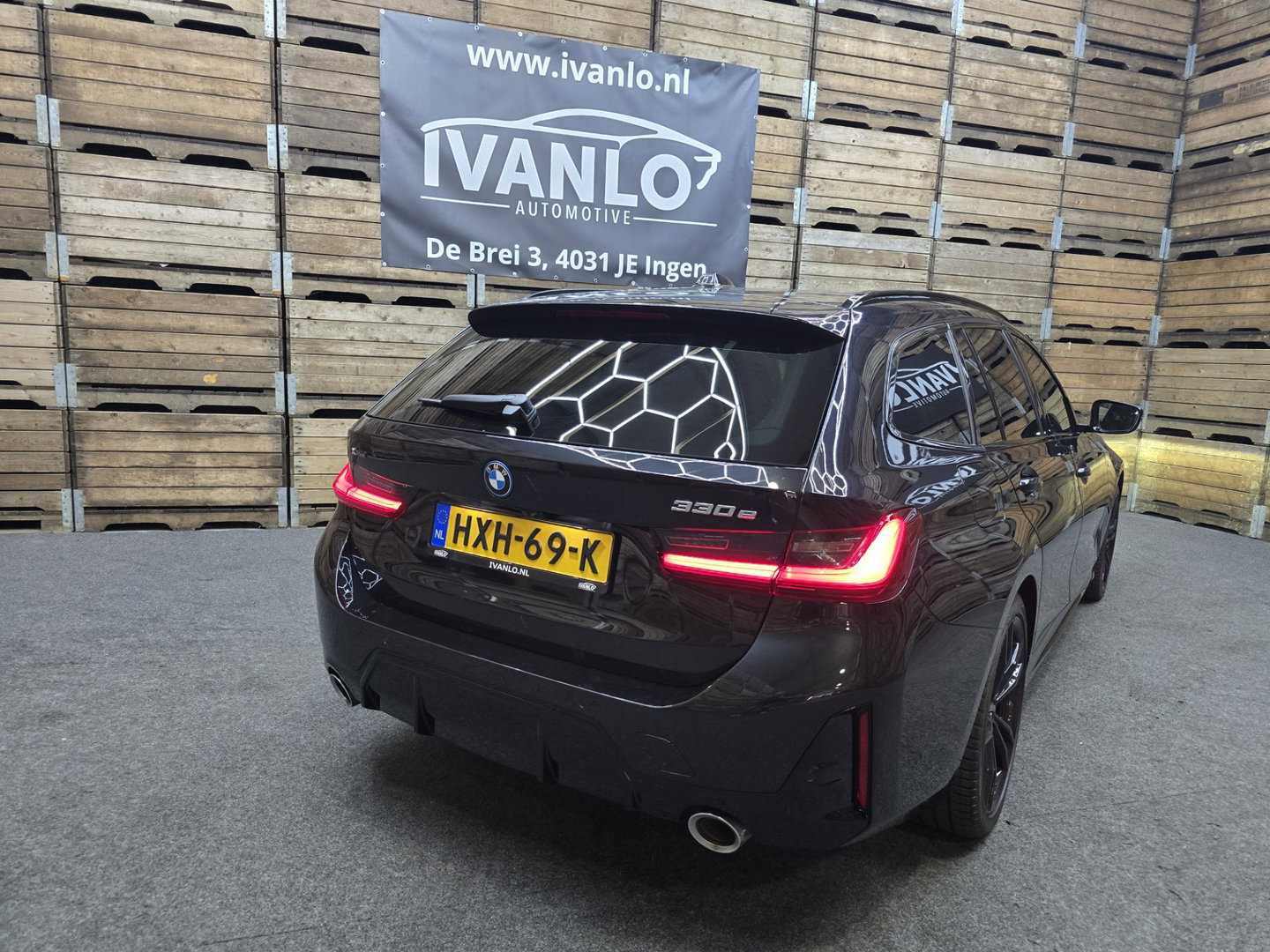 BMW 3 Serie Touring 330e xDrive M Sport Pano Leder Widescreen HUD camera Laser 19"LM