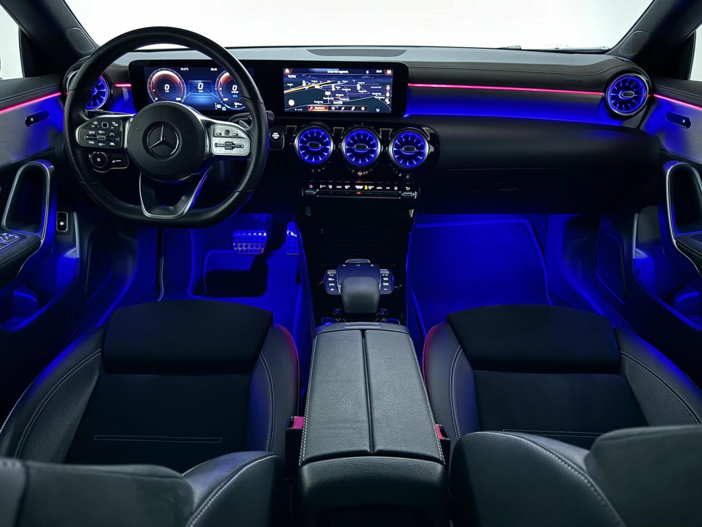 Mercedes-Benz CLA 250e AMG Edition Pano Sfeer Carplay 360º
