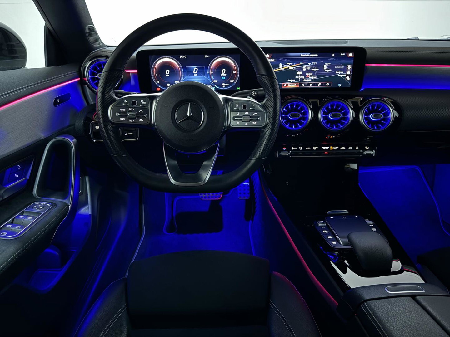 Mercedes-Benz CLA 250e AMG Edition Pano Sfeer Carplay 360º