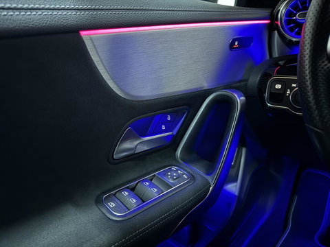 Mercedes-Benz CLA 250e AMG Edition Pano Sfeer Carplay 360º