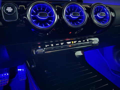 Mercedes-Benz CLA 250e AMG Edition Pano Sfeer Carplay 360º