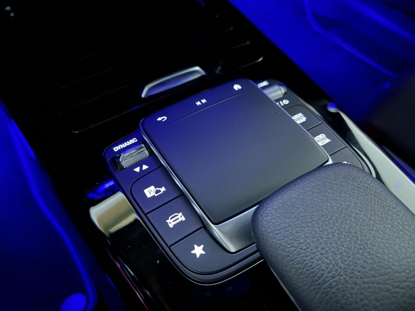 Mercedes-Benz CLA 250e AMG Edition Pano Sfeer Carplay 360º