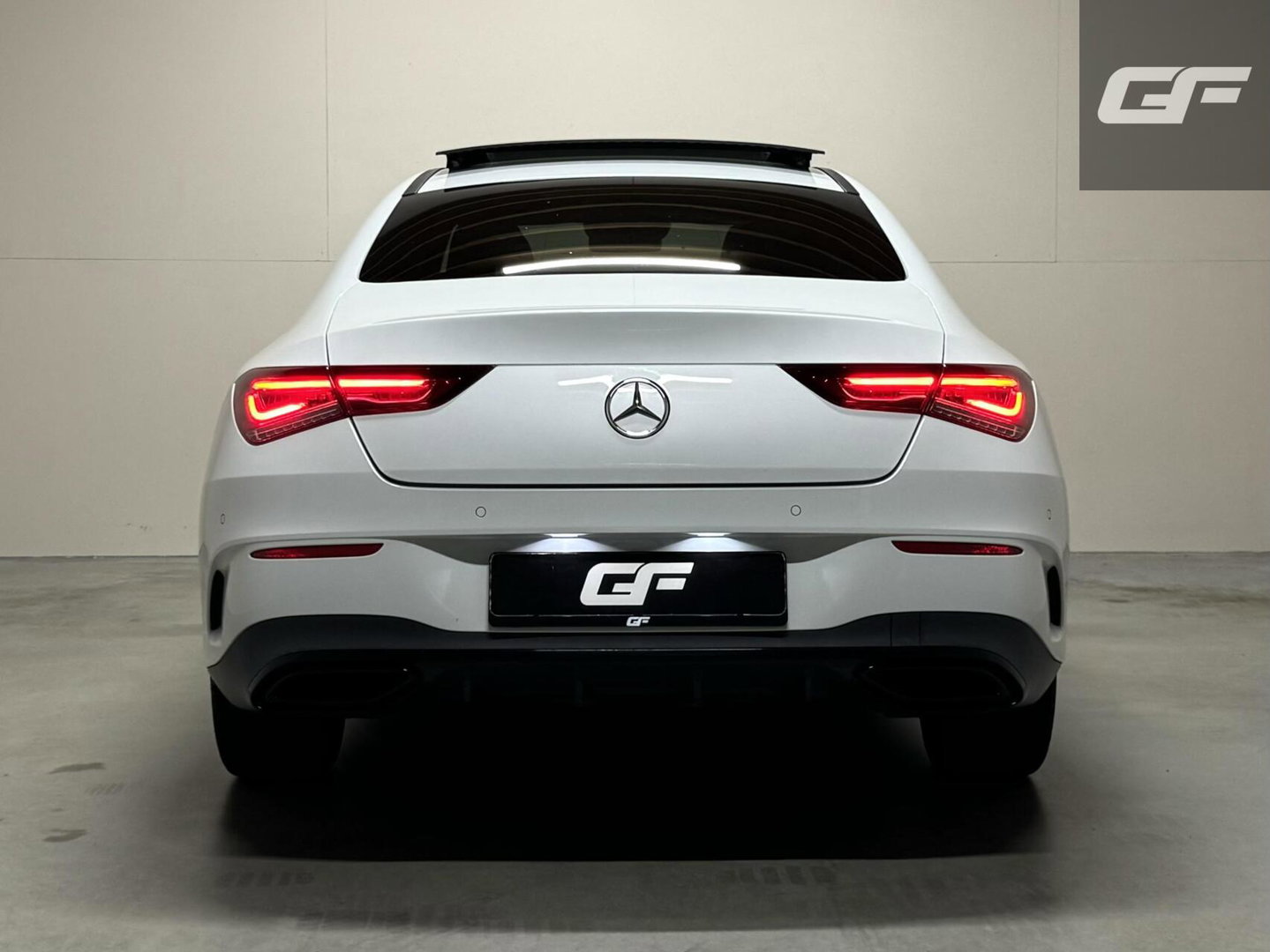 Mercedes-Benz CLA 250e AMG Edition Pano Sfeer Carplay 360º