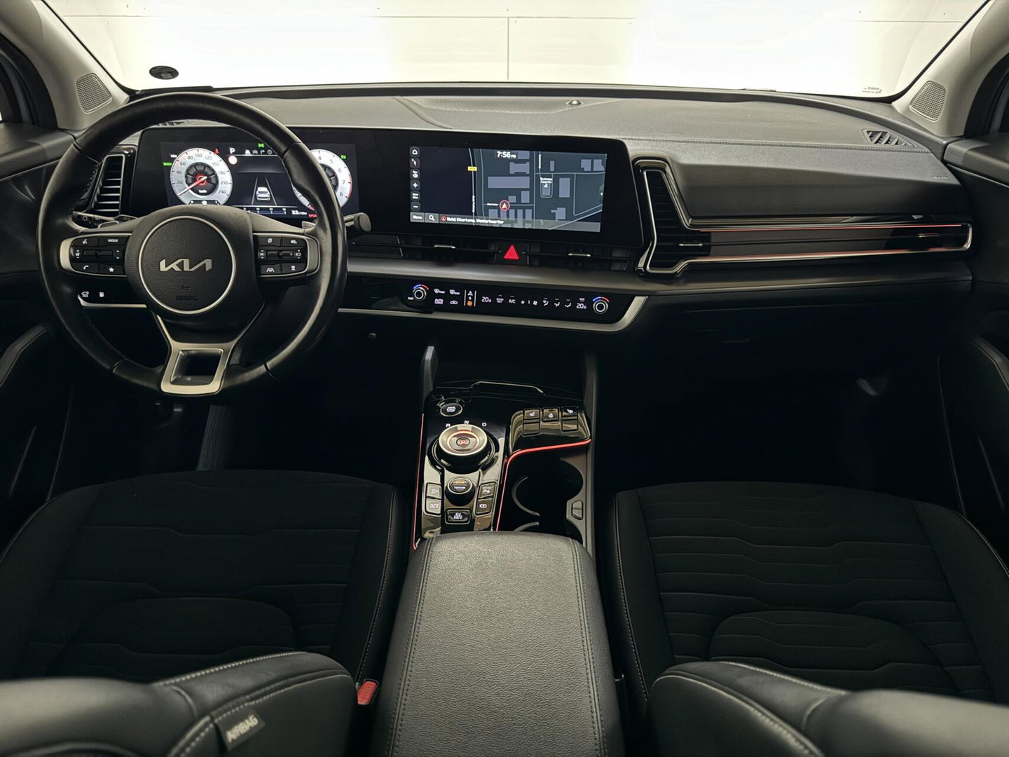 Kia Sportage 1.6 T-GDi Plug-in Hybrid AWD Pano 360° Carplay Trekh. ACC