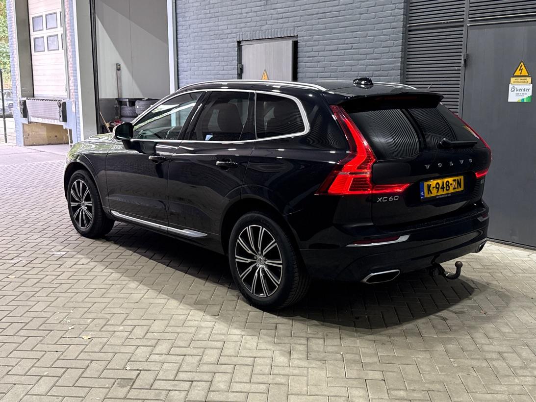 Volvo XC60 2.0 B5 Inscription | 360-camera | Trekhaak | BLIS | Leder
