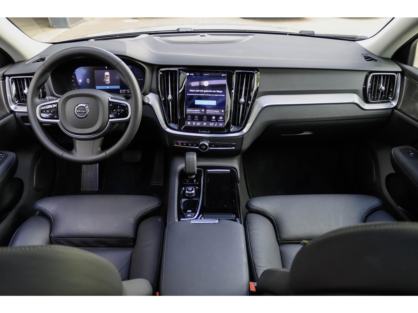 Volvo V60 T6 AWD Plus Dark Panoramadak HeadUp Display 360 Cam Alarm Getint glas Bright Dusk
