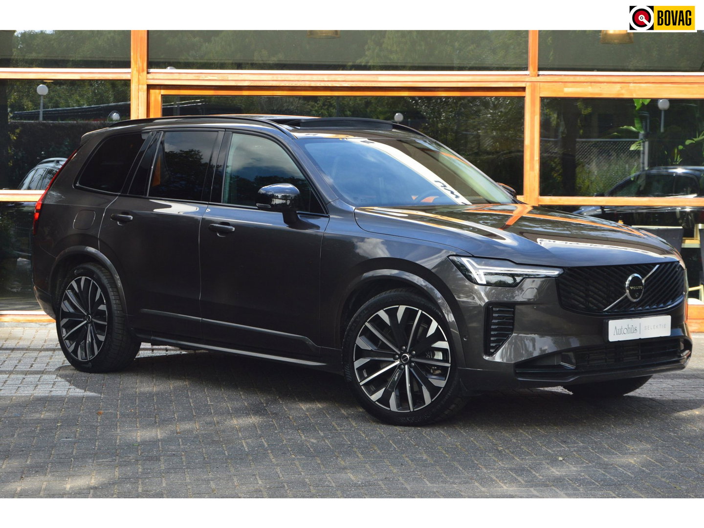 Volvo XC90 T8 Hybride AWD Ultra Dark | Luchtvering | Massage | Head-Up | Ventilatie stoelen | 360° Camera | Panoramadak |