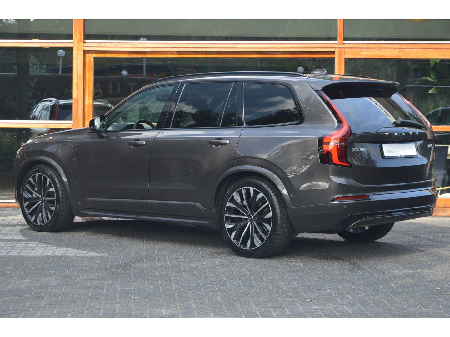 Volvo XC90 T8 Hybride AWD Ultra Dark | Luchtvering | Massage | Head-Up | Ventilatie stoelen | 360° Camera | Panoramadak |