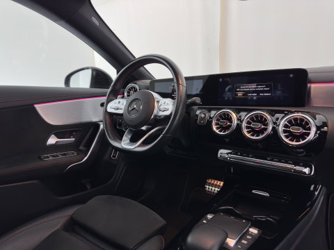 Mercedes-Benz CLA-Klasse Shooting Brake 200 Business Solution AMG (INCL.BTW) Aut. *PANO | LEATHER-MICROFIBRE | FULL-LED | HEATED-SPORTSEATS | AMBIENT-LIGHT | DIGI-COCKPIT | DAB+ | NAVI-FULLMAP | CAMERA | PRIVACYGLASS | SHIFTPADDLES | 18''ALU*