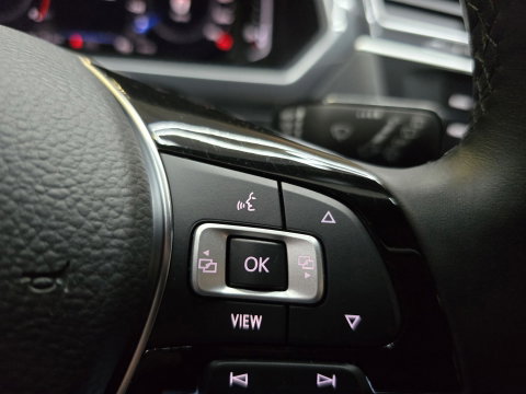 Volkswagen Tiguan 1.5 TSI Comfortline Business R Line Navi VCP Camera Trekhaak 20"LM
