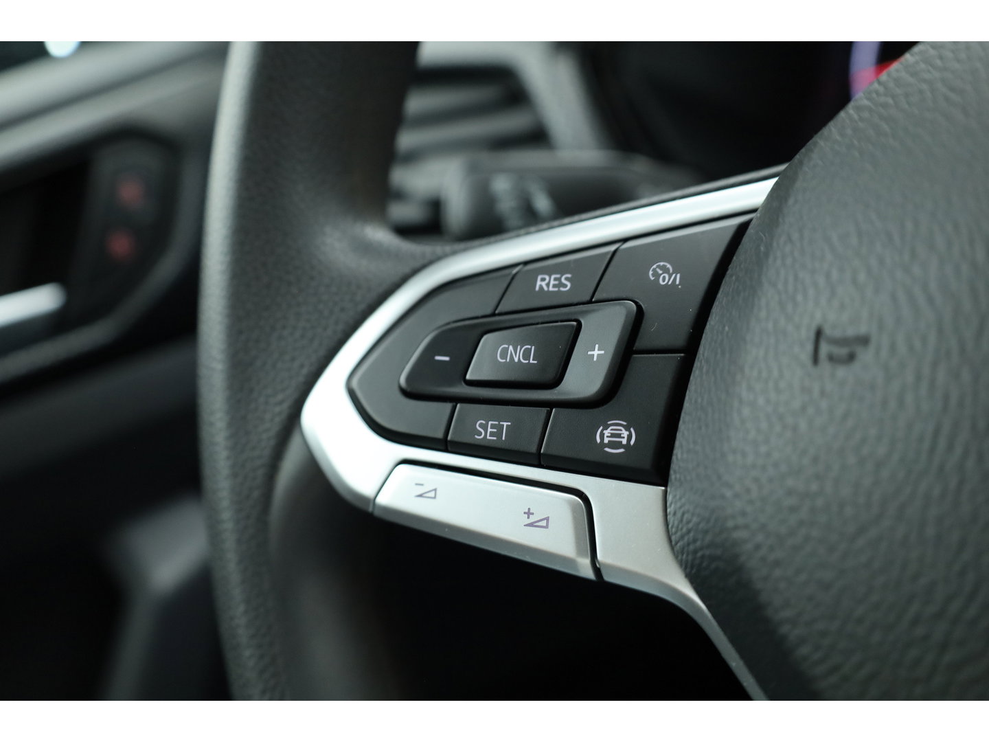 Volkswagen T-Cross 1.0 TSI Style | Rijklaar! | Apple CarPlay & Android Auto | Cruise | Navi | Stoelverw. | Dodehoekdet. | PDC V+A