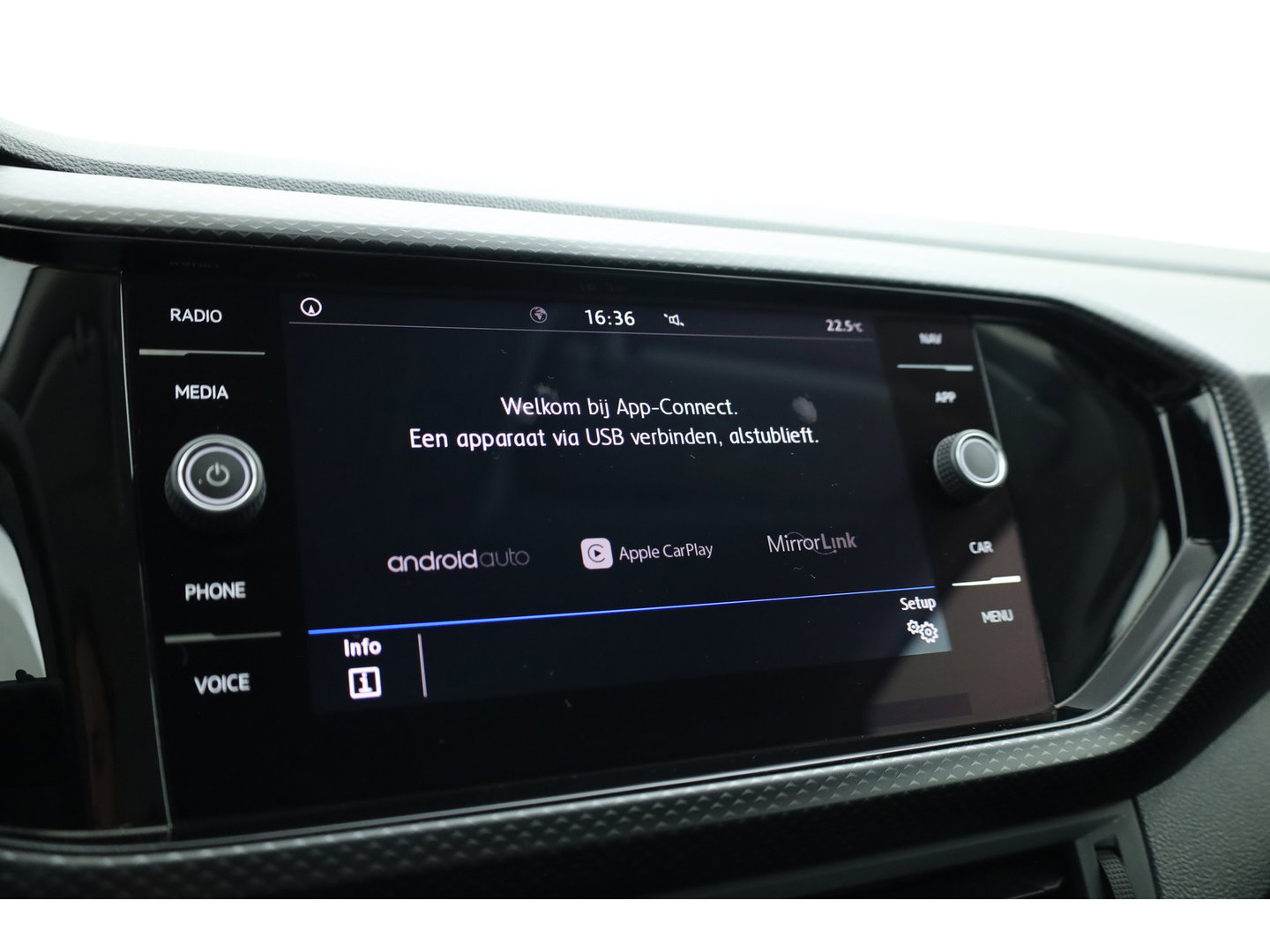 Volkswagen T-Cross 1.0 TSI Style | Rijklaar! | Apple CarPlay & Android Auto | Cruise | Navi | Stoelverw. | Dodehoekdet. | PDC V+A