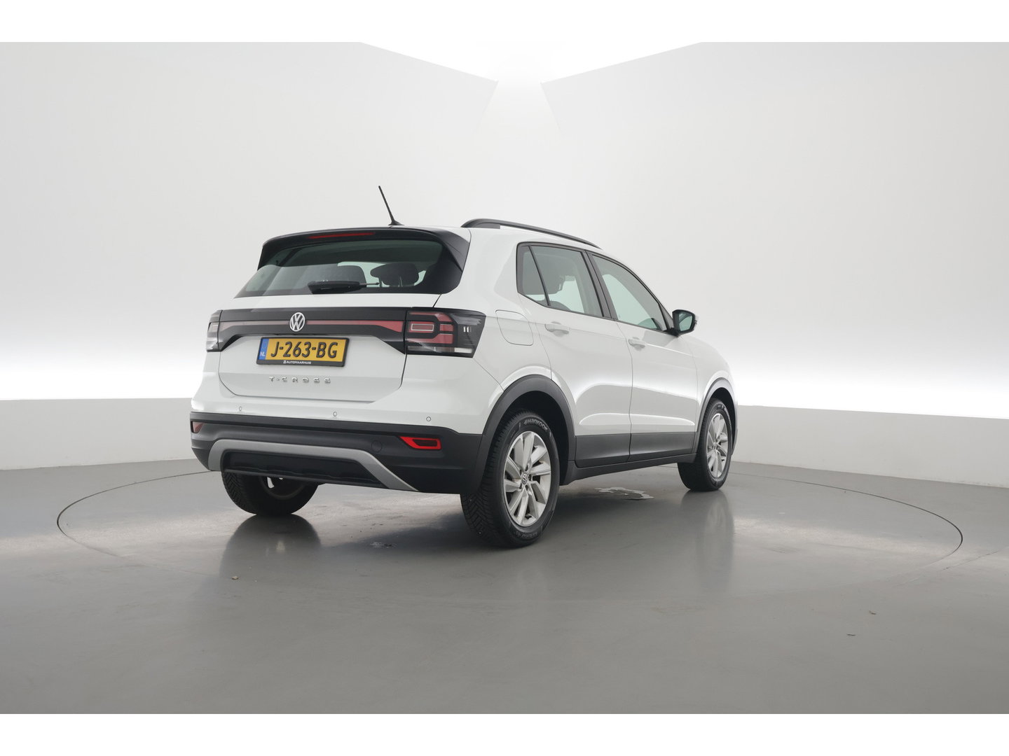 Volkswagen T-Cross 1.0 TSI Style | Rijklaar! | Apple CarPlay & Android Auto | Cruise | Navi | Stoelverw. | Dodehoekdet. | PDC V+A
