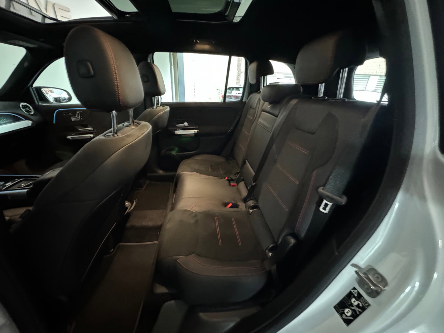 Mercedes-Benz GLB 180 Star Edition AMG Line Plus Pano|Sfeer|Blindspot|360 Camera