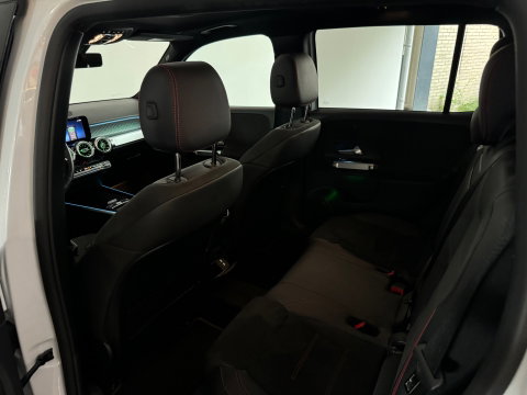 Mercedes-Benz GLB 180 Star Edition AMG Line Plus Pano|Sfeer|Blindspot|360 Camera
