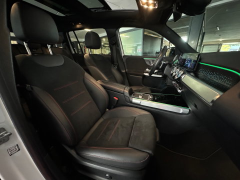 Mercedes-Benz GLB 180 Star Edition AMG Line Plus Pano|Sfeer|Blindspot|360 Camera