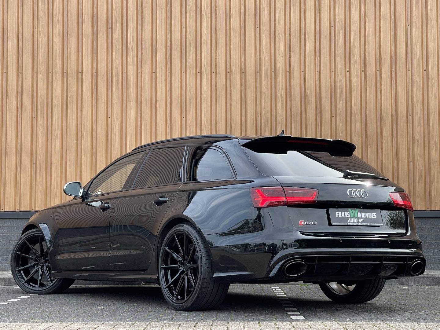 Audi RS6 4.0 TFSI Quattro Performance Pro Line Plus | 605 PK! | Keramische Remmen | Panoramadak | Leder | Apple Carplay | Android Auto | Adaptieve Cruise Control | Dodehoek Sensor | Lane Assist | Bose | 360° Graden Camera |