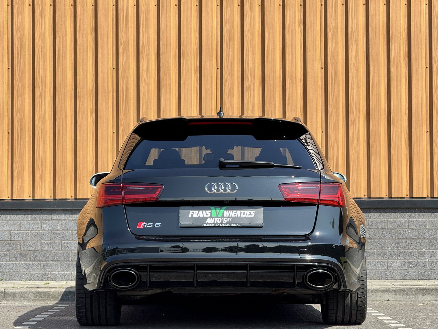Audi RS6 4.0 TFSI Quattro Performance Pro Line Plus | 605 PK! | Keramische Remmen | Panoramadak | Leder | Apple Carplay | Android Auto | Adaptieve Cruise Control | Dodehoek Sensor | Lane Assist | Bose | 360° Graden Camera |