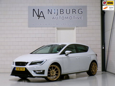 SEAT Leon 1.4 TSI FR Maxton Apple-carplay / Android-Auto Stoelverwarming 19"Velgen Seat-Sound Drive-Mode Parkeersensoren Garantie
