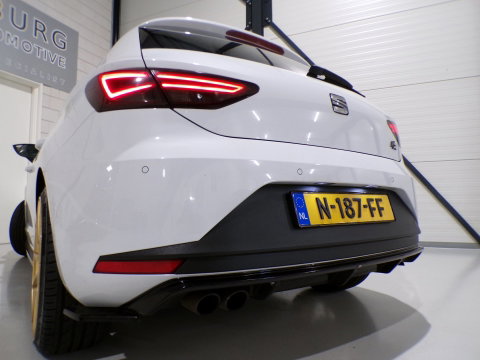 SEAT Leon 1.4 TSI FR Maxton Apple-carplay / Android-Auto Stoelverwarming 19"Velgen Seat-Sound Drive-Mode Parkeersensoren Garantie