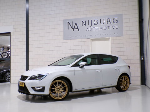 SEAT Leon 1.4 TSI FR Maxton Apple-carplay / Android-Auto Stoelverwarming 19"Velgen Seat-Sound Drive-Mode Parkeersensoren Garantie