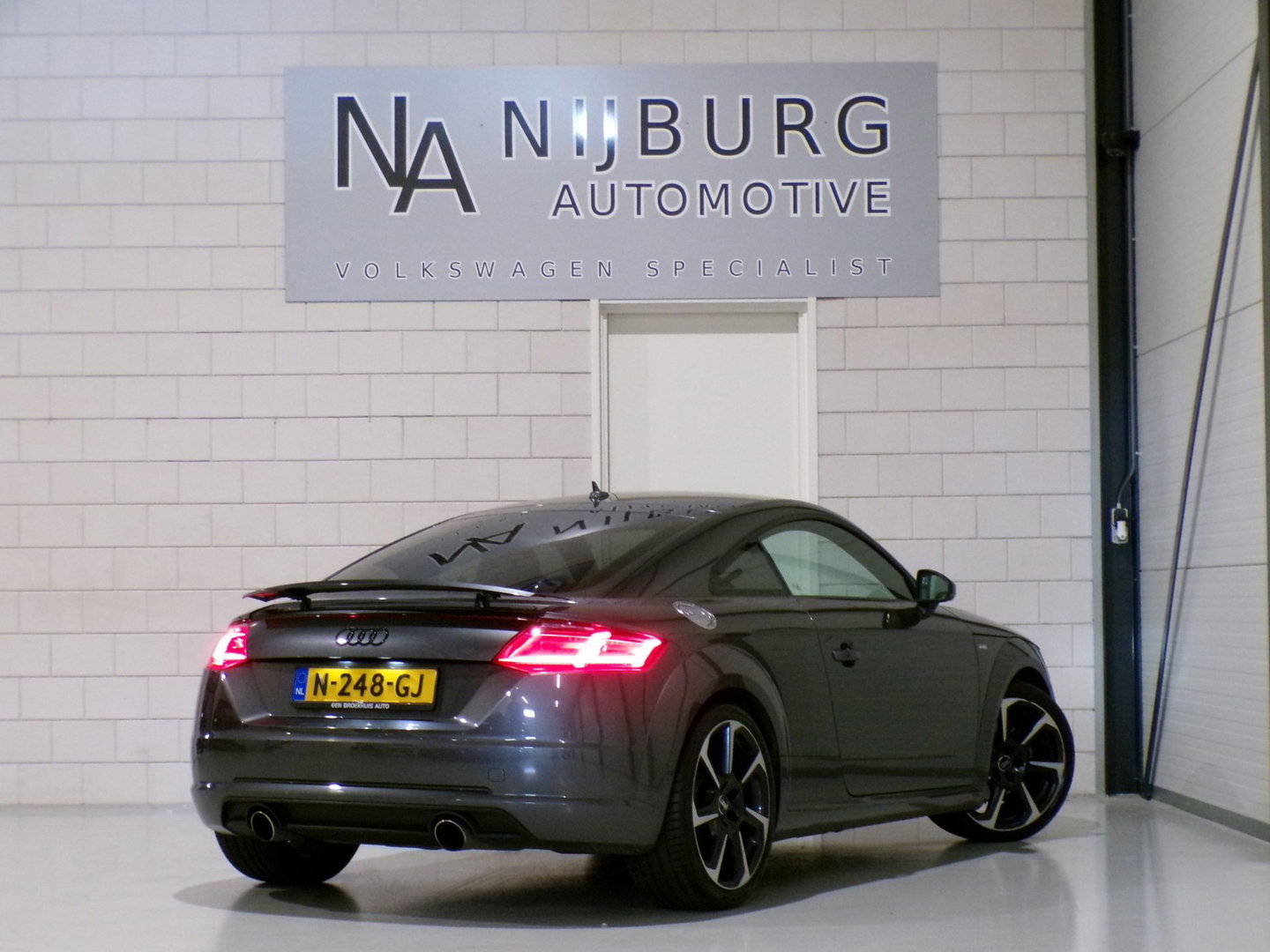 Audi TT 1.8 TFSI S-Line "Automaat" 2x S line Apple-Carplay Stoelverwarming Xenon-LED Keyless Parkeersensoren 1-jaar garantie