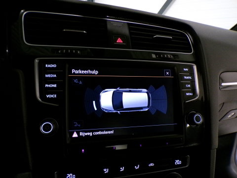 Volkswagen Golf 1.4 TSI GTE "Origineel NL!" Pano Adaptive-cruise Trekhaak Apple-Carplay Android-Auto Camera FULL-LED Garantie