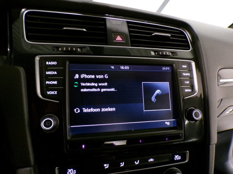 Volkswagen Golf 1.4 TSI GTE "Origineel NL!" Pano Adaptive-cruise Trekhaak Apple-Carplay Android-Auto Camera FULL-LED Garantie