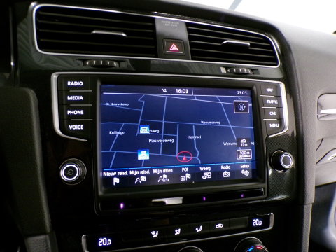 Volkswagen Golf 1.4 TSI GTE "Origineel NL!" Pano Adaptive-cruise Trekhaak Apple-Carplay Android-Auto Camera FULL-LED Garantie