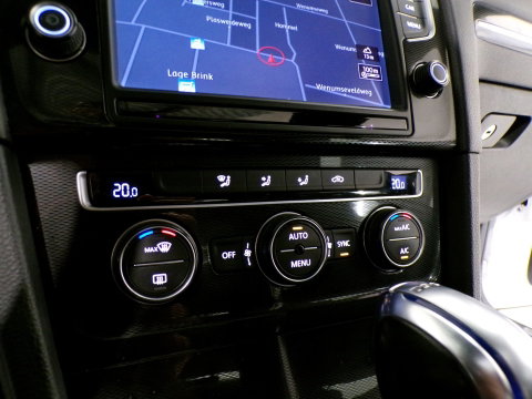 Volkswagen Golf 1.4 TSI GTE "Origineel NL!" Pano Adaptive-cruise Trekhaak Apple-Carplay Android-Auto Camera FULL-LED Garantie