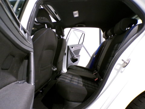 Volkswagen Golf 1.4 TSI GTE "Origineel NL!" Pano Adaptive-cruise Trekhaak Apple-Carplay Android-Auto Camera FULL-LED Garantie