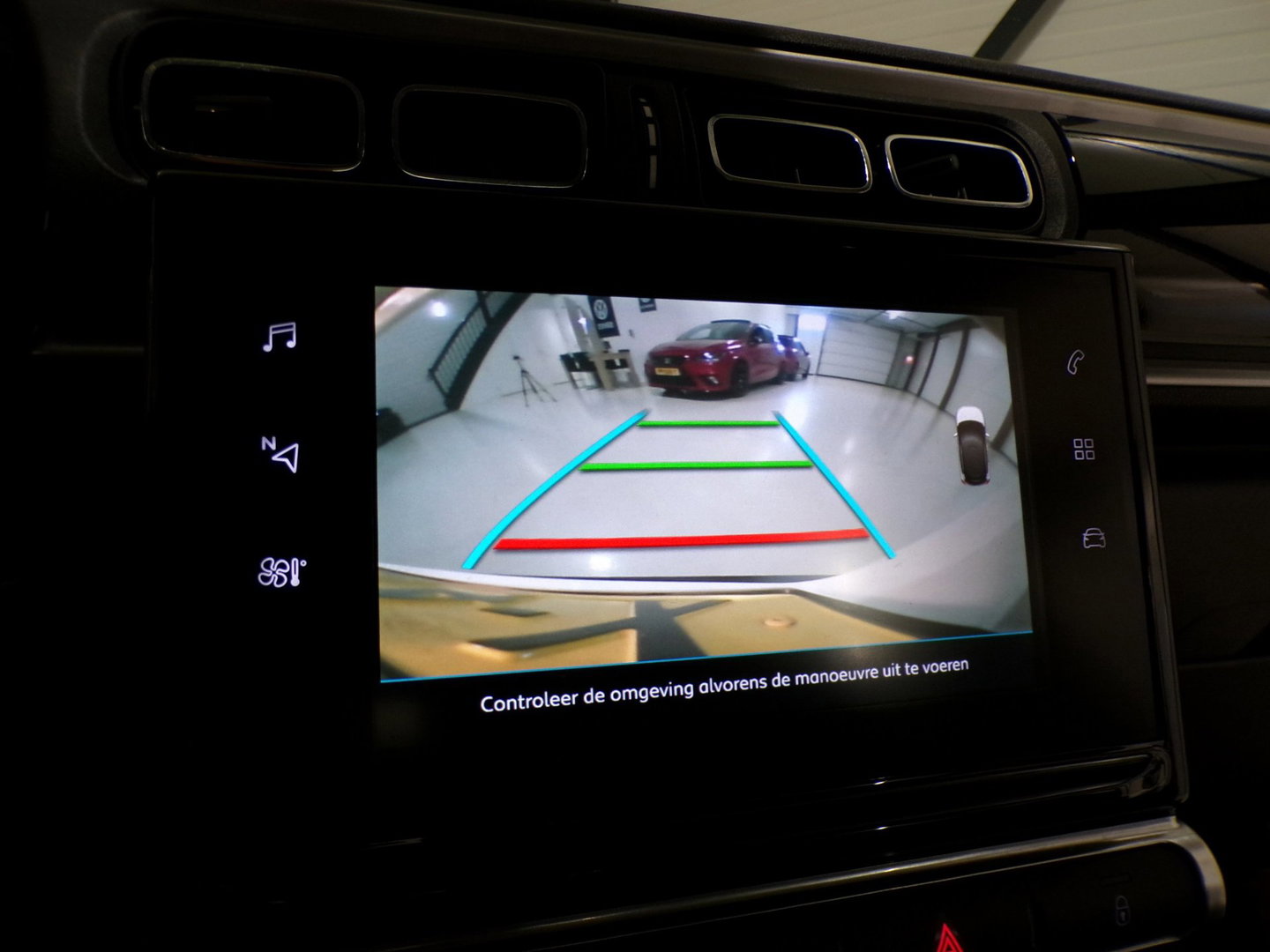 Citroën C3 1.2 PureTech S&S Shine "Origineel NL!" Automaat! Apple-Carplay Android-Auto Achteruitrijcamera Parkeersensoren Garantie