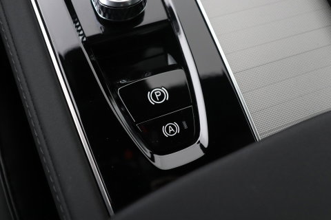 Volvo XC90 T8 Ultra Black Edition | Luchtvering | Trekhaak | Head-Up | 360° Camera | Panoramadak