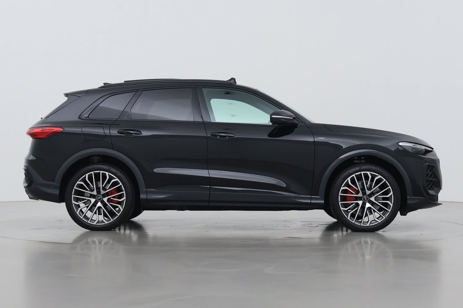 Audi Q5 2.0 TFSI e-hybrid Quattro S edition Competition | Panoramadak | 21 inch | Trekhaak