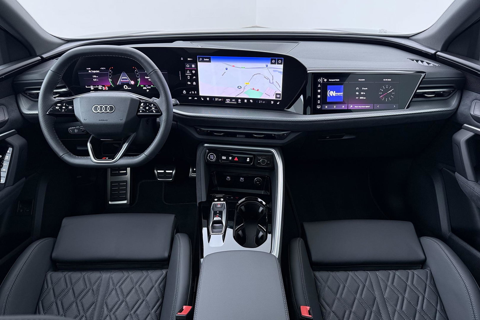 Audi Q5 2.0 TFSI e-hybrid Quattro S edition Competition | Panoramadak | 21 inch | Trekhaak