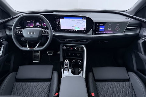 Audi Q5 2.0 TFSI e-hybrid Quattro S edition Competition | Panoramadak | 21 inch | Trekhaak